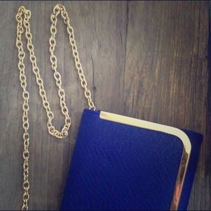 Blue Clutch